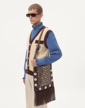 Bomullspoplin-skjorte med plastron og volanger