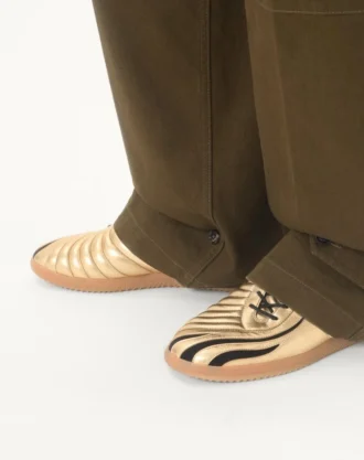 Kicky Sneaker i laminert nappa