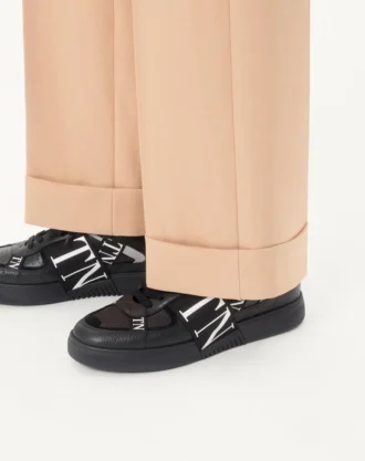 Lavt Vl7N-joggesko i kalveskinn med bånd