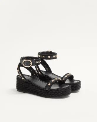 Rockstud Flatform Sandal i kalveskinn 45 mm