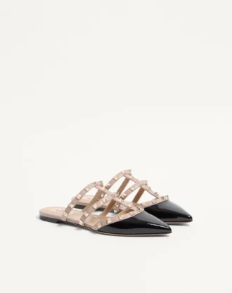 Rockstud-mule i lakkskinn