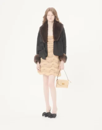 Valentino Garavani DeVain liten skulderveske i laminert nappa-lær