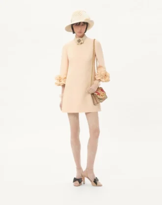 Valentino Garavani Vain liten brodert skulderveske