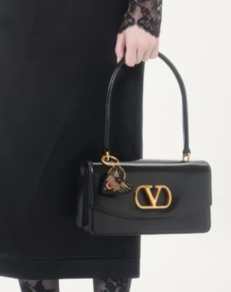 VG Coeur De Chat-veskeanheng med nøkkelring i nappa, perler og krystaller