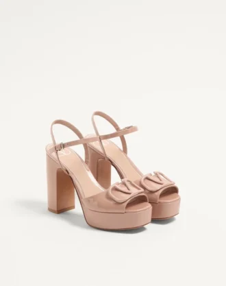 VLogo Signature lakksko med platehæl 115 mm