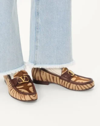 Vlogo Signature loafers i kalveskinn med ponnieffekt, 20 mm