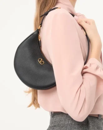 Vlogo Signature Mini Hobo-veske i kornet kalveskinn